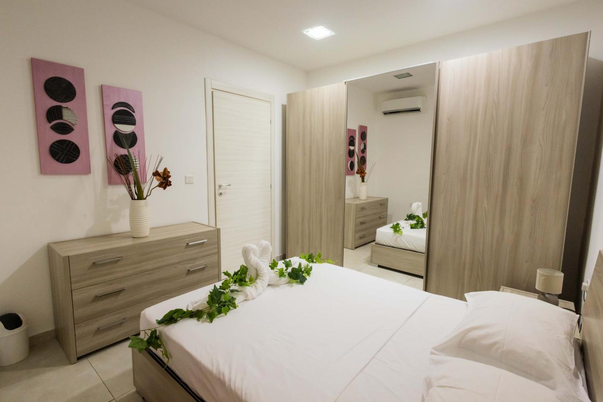 Sliema Seaview Modern Apartment Екстериор снимка